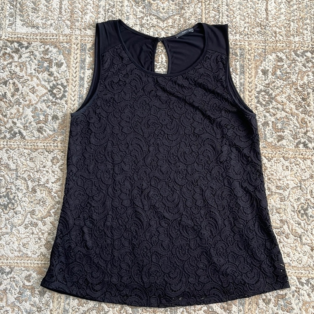 Sleeveless blouse